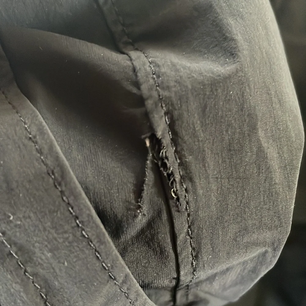 EUC- Mens RVCA Joggers - Picture 4 of 4